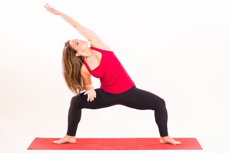 A 10-Minute Yoga Sequence For Toned Legs Hero Image